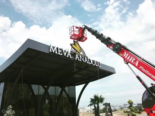 isikli-kutu-harf-tabela-3